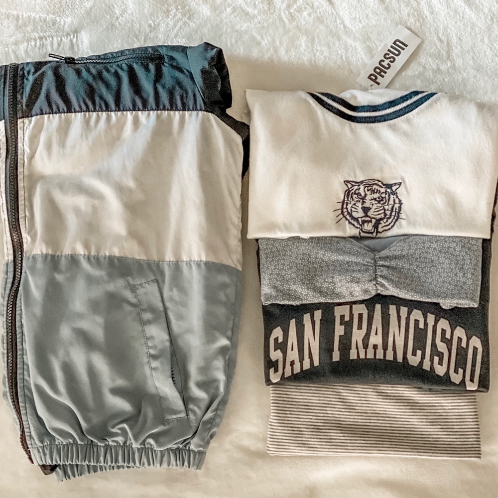 Brandy Melville Bundle / Lot